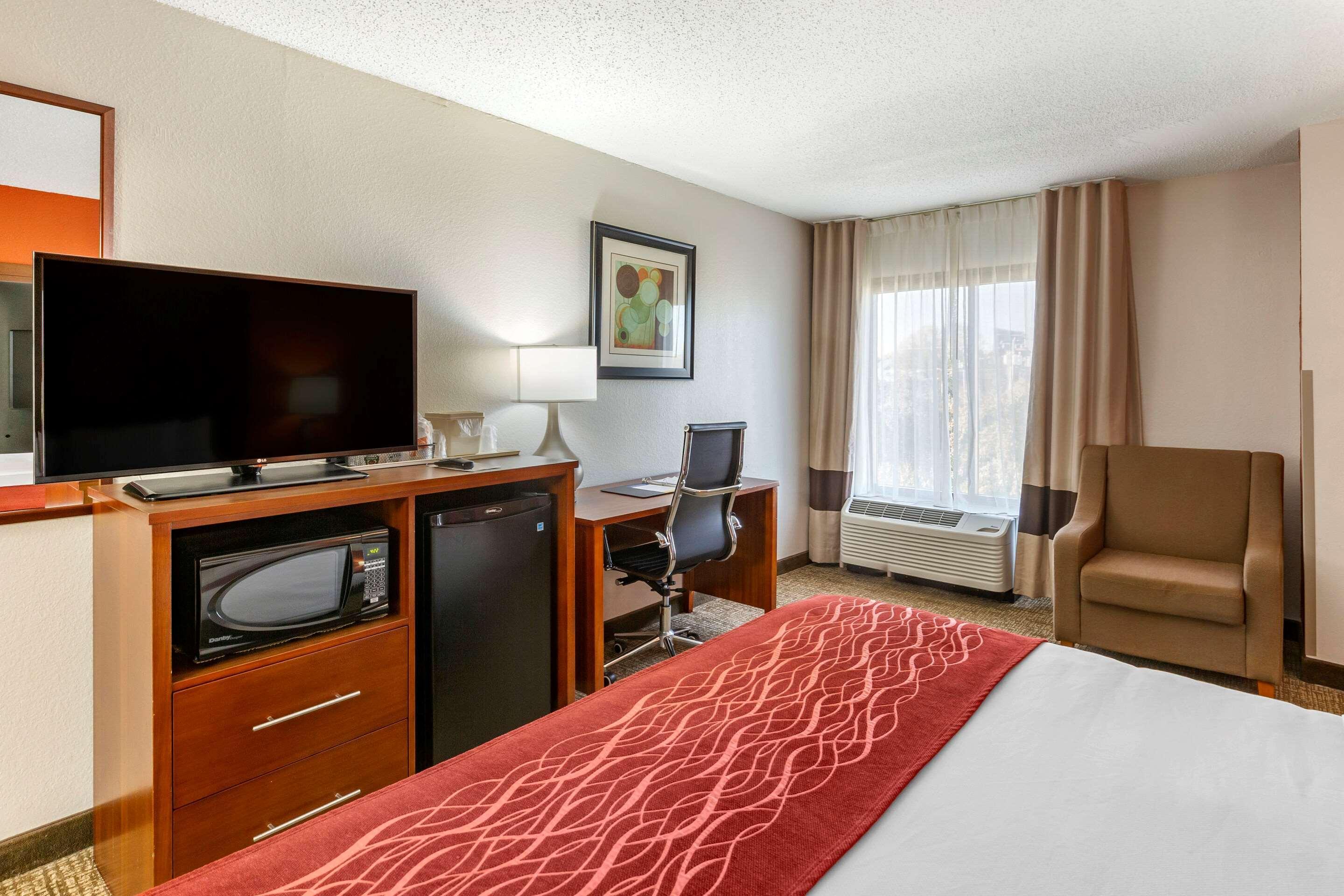 Comfort Inn Greensboro - Kernersville Exterior foto